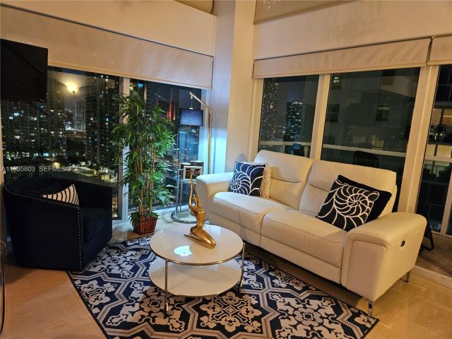 Квартира в аренду номер1517 - фото 6932612