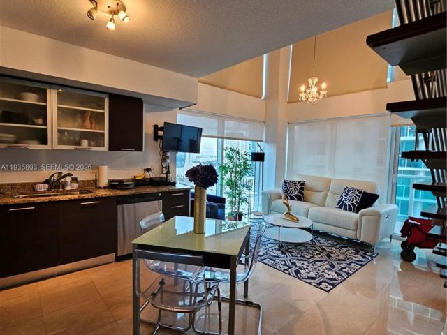 Квартира в аренду номер1517 - фото 6932615