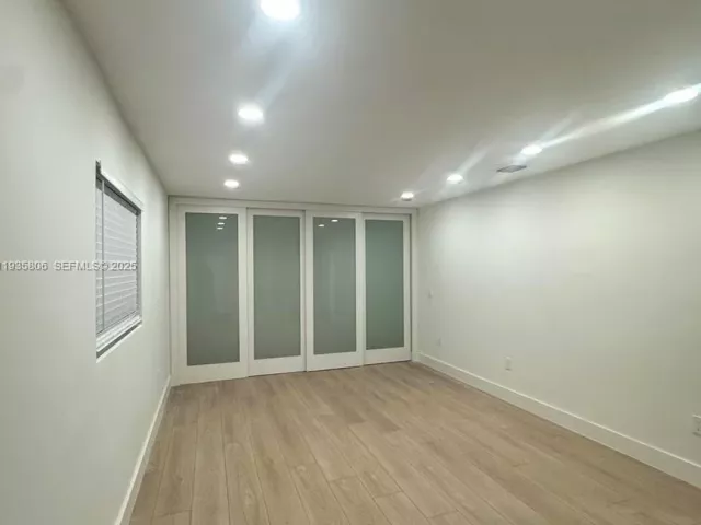 Дом в аренду по адресу 828 El Rado St - фото 6932458