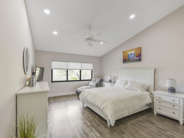 Продажа дома по адресу 6413 Casabella Lane - фото 6932770