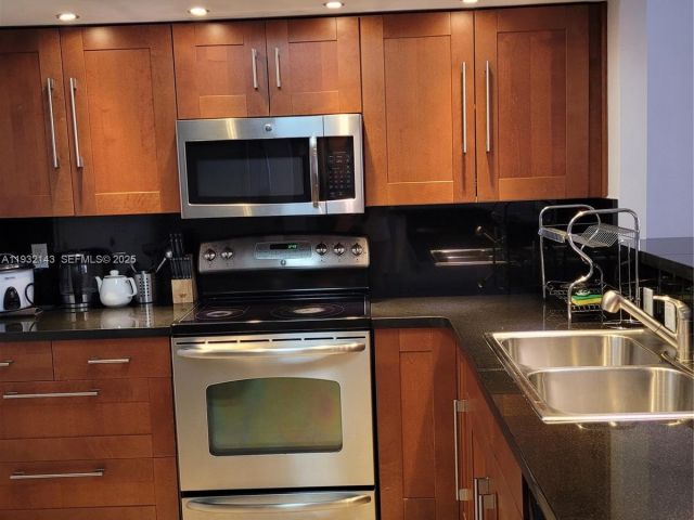 Продажа квартиры #7B - фото 7500237