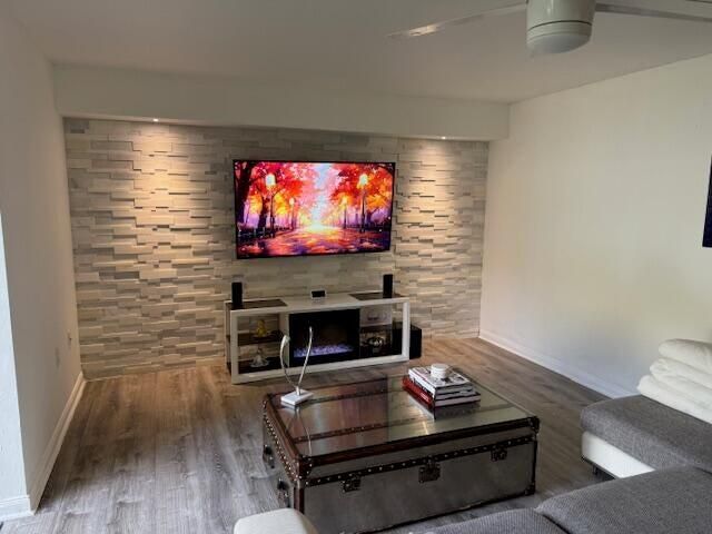 Дом в аренду по адресу 7117 71st Way - фото 6933306