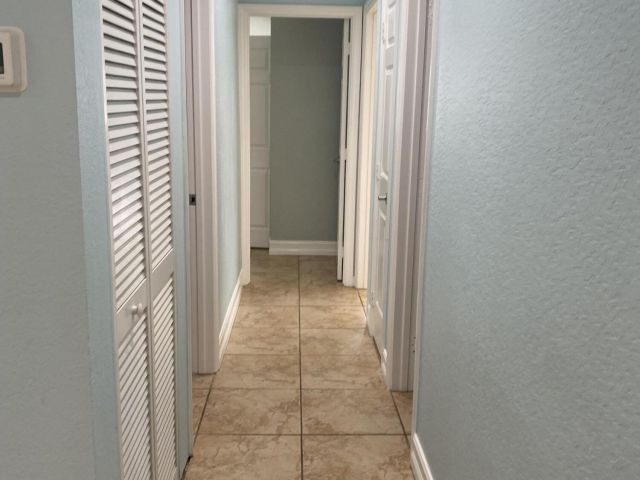 Дом в аренду по адресу 3436 Housatonic Drive S - фото 6933333