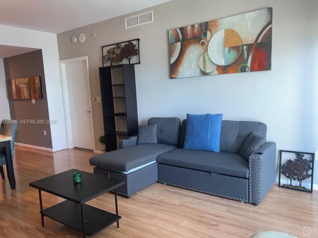 Продажа квартиры #1904 - фото 6938649