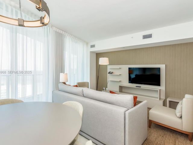 Продажа квартиры #1912 - фото 6934119