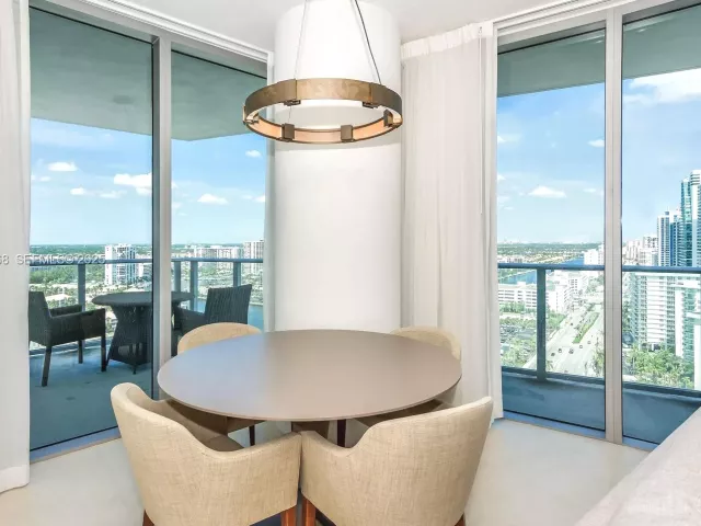 Продажа квартиры #1912 - фото 6934124