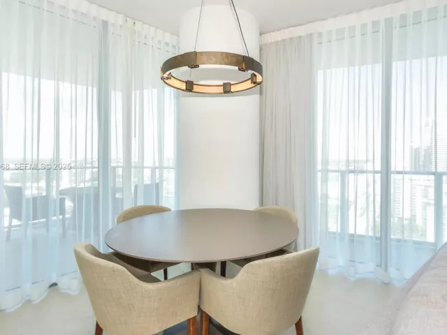 Продажа квартиры #1912 - фото 6934132