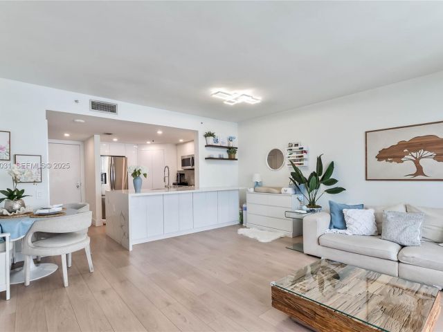 Продажа квартиры #808 - фото 6934549