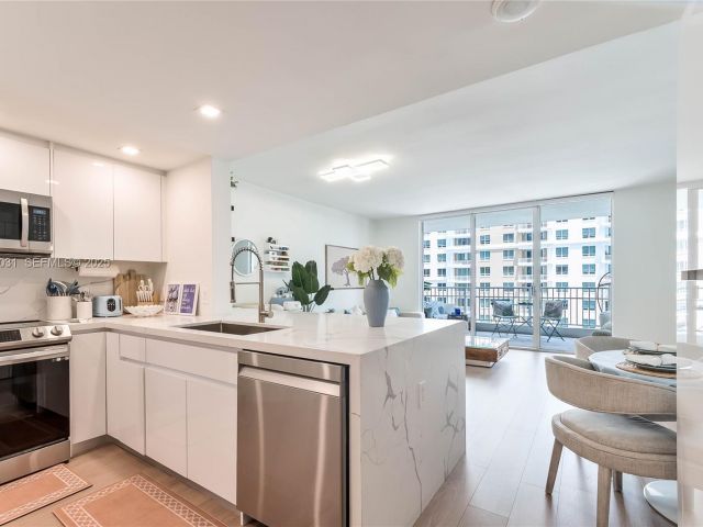 Продажа квартиры #808 - фото 6934550