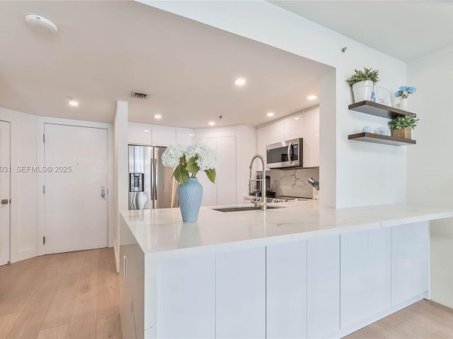 Продажа квартиры #808 - фото 6934552