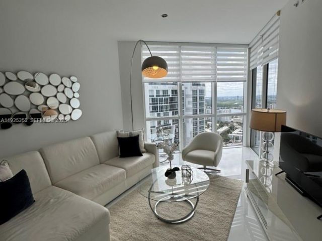 Квартира в аренду номер5508 - фото 6935319