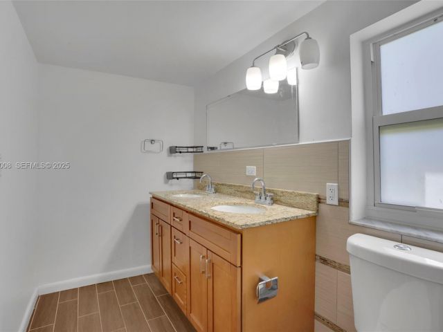 Дом в аренду по адресу 510 N 69th Ave 0 - фото 7514473