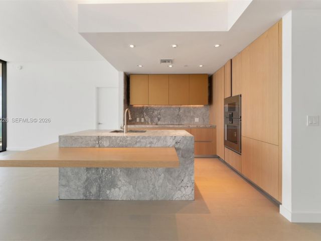 Квартира в аренду номер3905 - фото 6936070