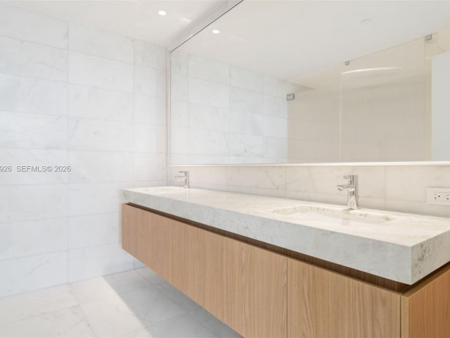 Квартира в аренду номер3905 - фото 6936073