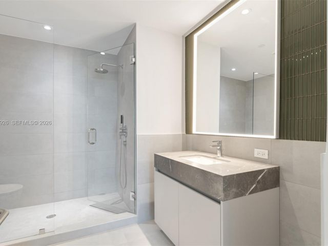 Квартира в аренду номер3905 - фото 6936075