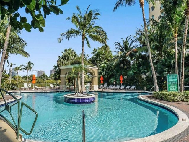 Квартира в аренду номер2313 - фото 6936104