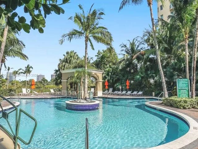 Квартира в аренду номер2313 - фото 6936104