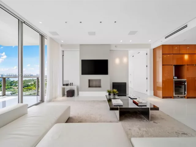 Продажа квартиры #1405S - фото 6936204