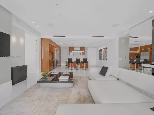 Продажа квартиры #1405S - фото 6936197