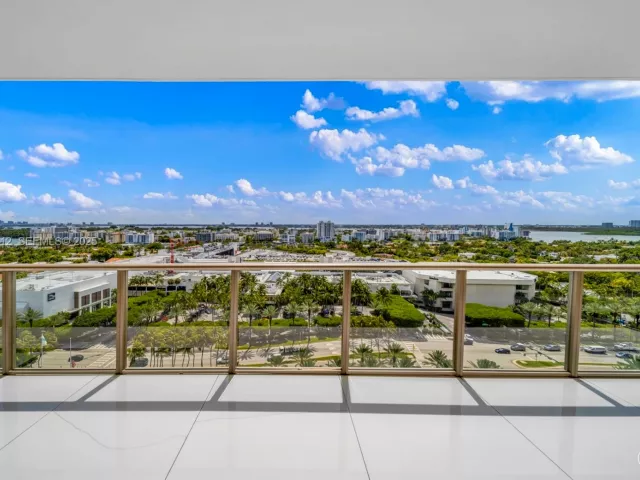 Продажа квартиры #1405S - фото 6936200