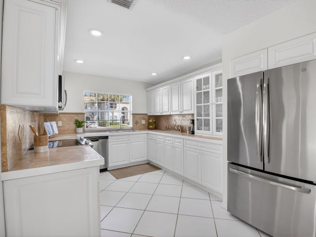 Продажа дома по адресу 10570 Bexley Boulevard Boulevard - фото 6935733