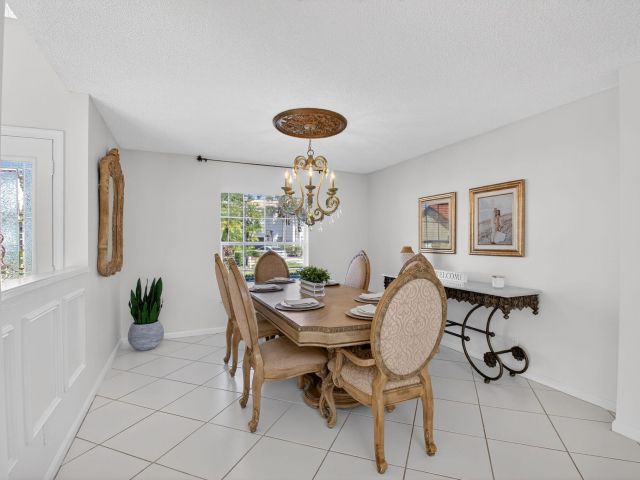 Продажа дома по адресу 10570 Bexley Boulevard Boulevard - фото 6935735