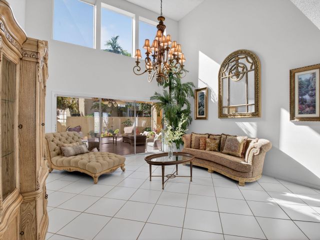 Продажа дома по адресу 10570 Bexley Boulevard Boulevard - фото 6935737