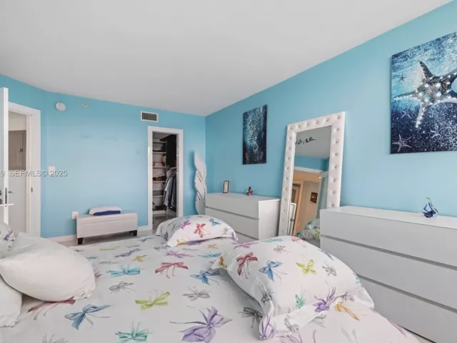 Продажа квартиры #1211 - фото 6936294