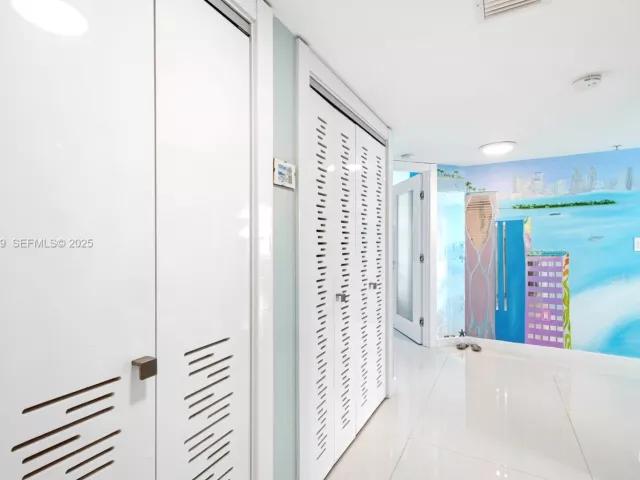 Продажа квартиры #1211 - фото 6936286