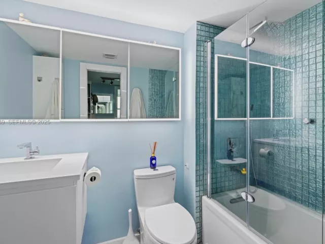 Продажа квартиры #1211 - фото 6936293