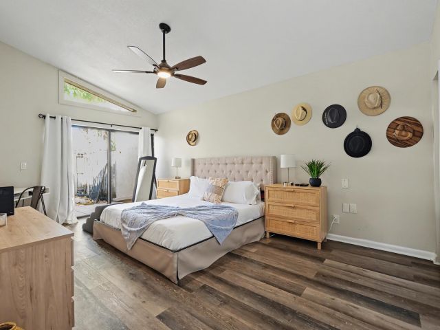 Продажа дома по адресу 7855 Stanway Place W - фото 6937378