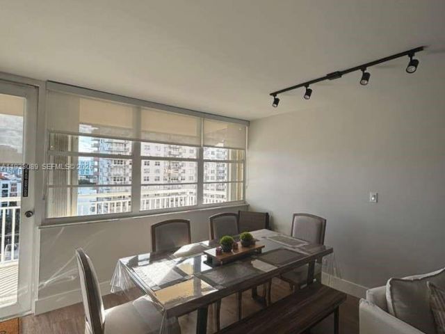 Продажа квартиры #1215 - фото 7440300