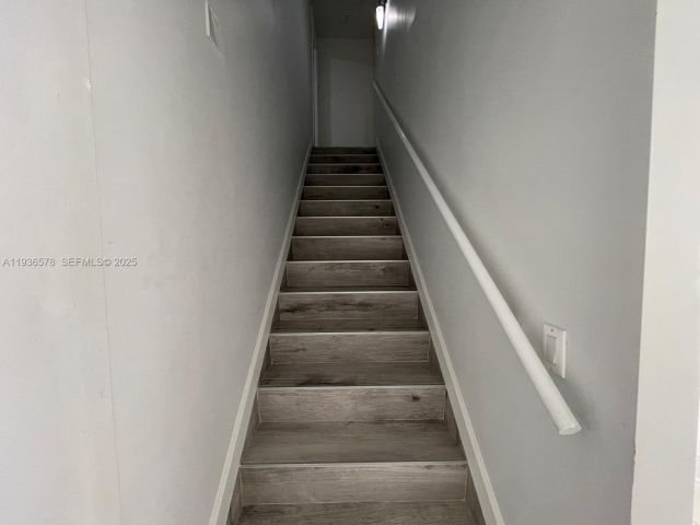 Дом в аренду по адресу 25869 SW 139th Ct - фото 7458002