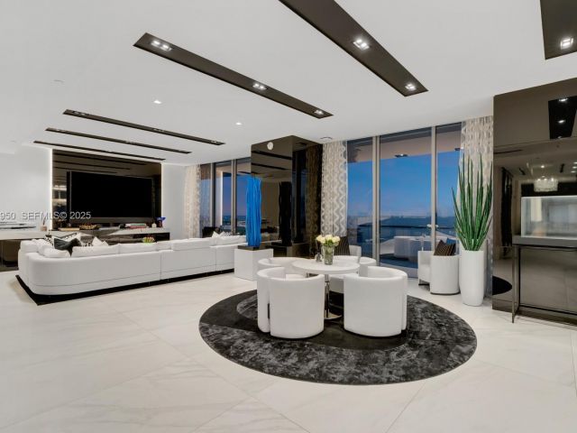 Продажа квартиры #2304 - фото 6939985