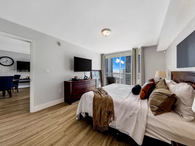 Продажа квартиры #2903 - фото 6938025