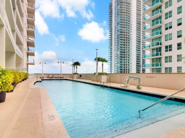 Продажа квартиры #2903 - фото 6938020