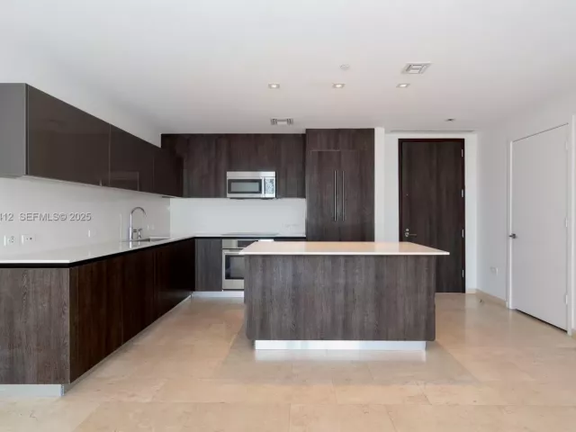 Продажа квартиры #2010 - фото 6939590