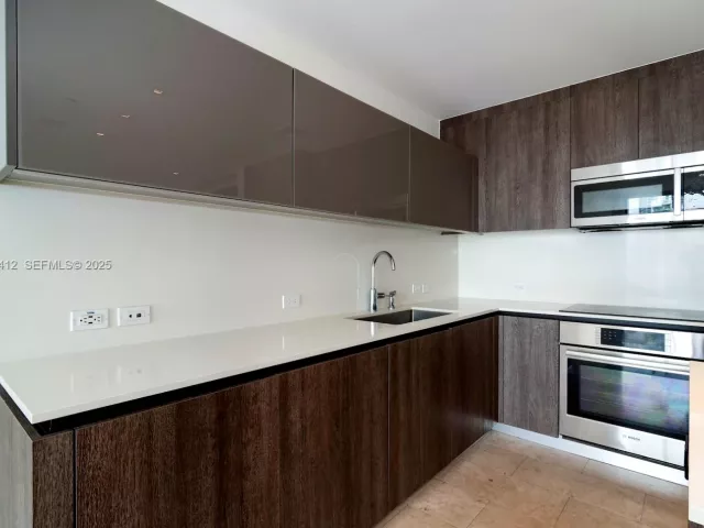 Продажа квартиры #2010 - фото 6939587