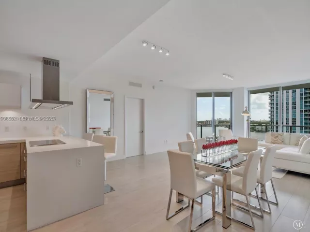 Продажа квартиры #1105 - фото 6939319