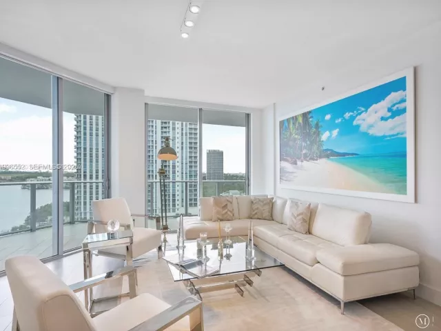 Продажа квартиры #1105 - фото 6939321