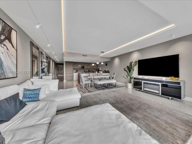 Продажа квартиры #718 - фото 6940197