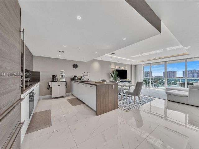 Продажа квартиры #718 - фото 6940211