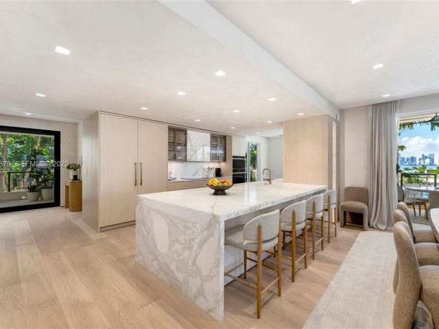 Продажа квартиры #6201 - фото 6940613