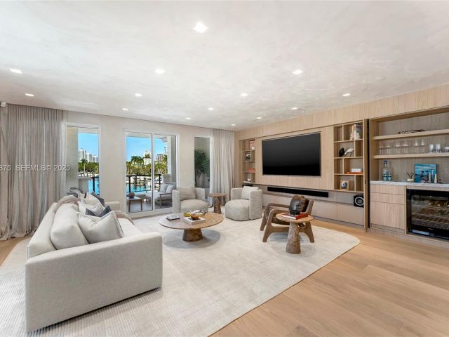 Продажа квартиры #6201 - фото 6940620