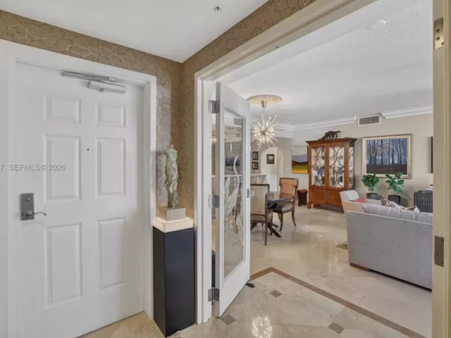 Продажа квартиры #1103F - фото 6941131