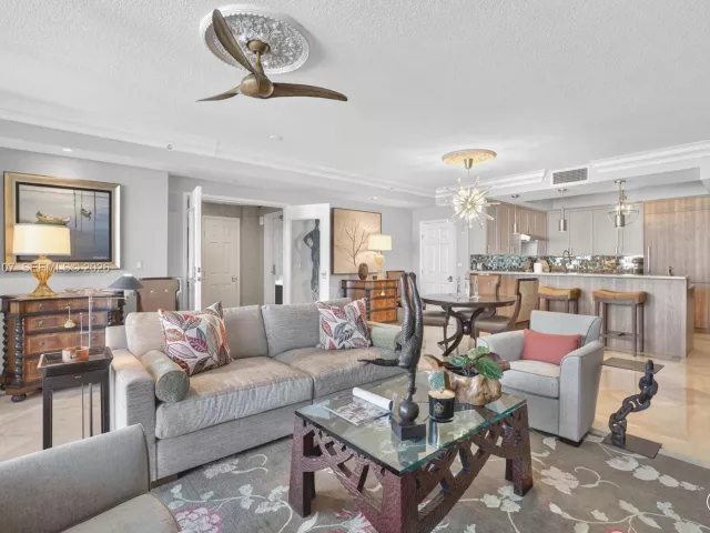 Продажа квартиры #1103F - фото 6941136