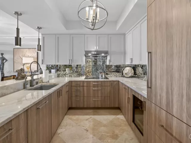 Продажа квартиры #1103F - фото 6941137