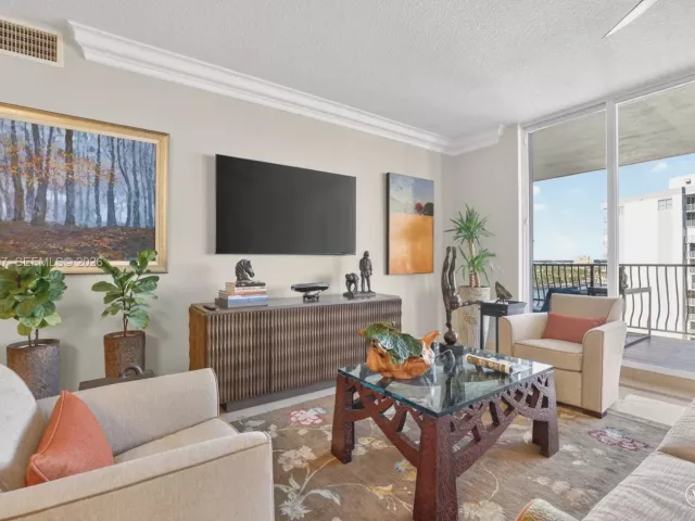 Продажа квартиры #1103F - фото 6941126