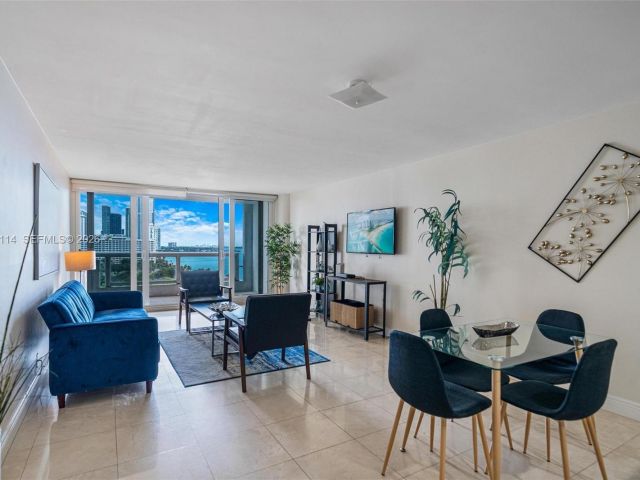 Продажа квартиры #A-1439 - фото 6941767