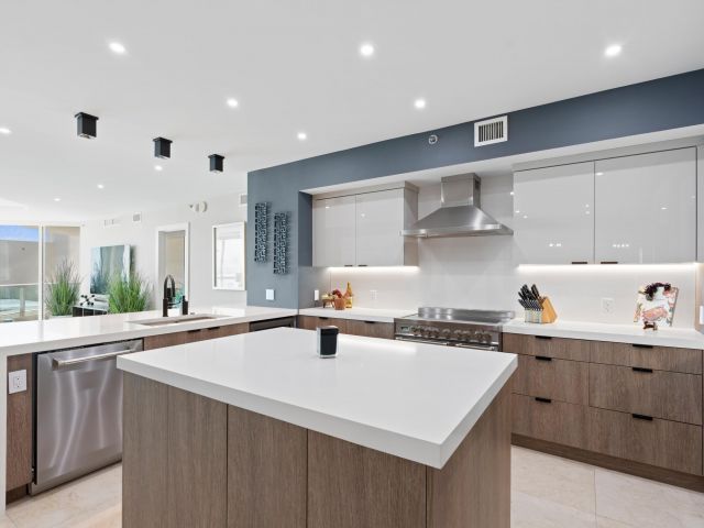 Продажа квартиры #702 - фото 6941807